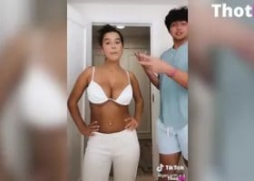 Underboobs nude leaks