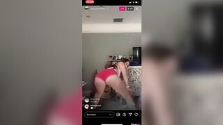 babyygirllfinee live Instagram shaking her ass