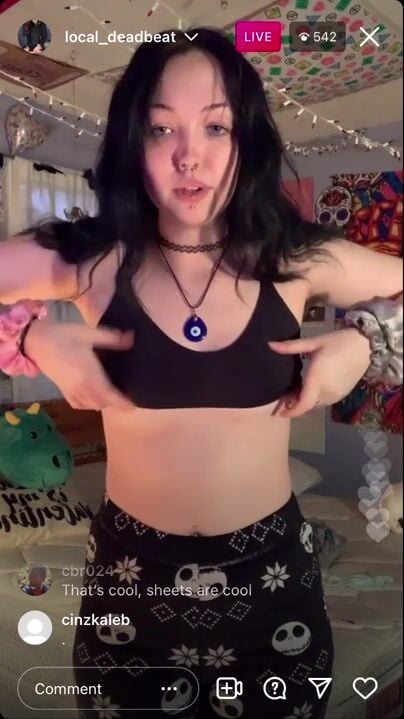 local_deadbeat flashing her tits on live Instagram stream