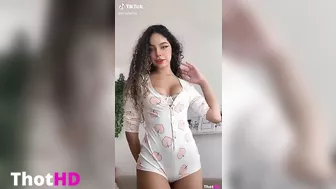 Videos Tagged with onlyevilena