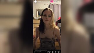 milliabcg 18yo teen spreading her ass on Instagram live