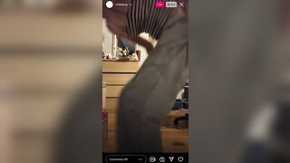 milliabcg 18yo teen spreading her ass on Instagram live