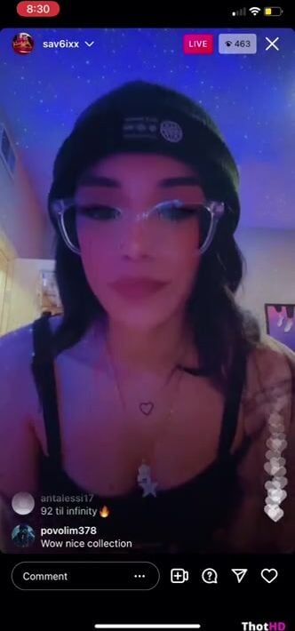 sav6ixx Instagram live flashing her tits