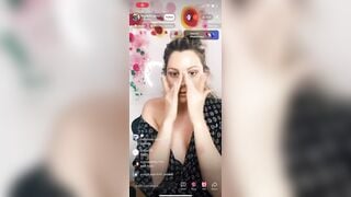 Accidentally flashing big boobs Instagram