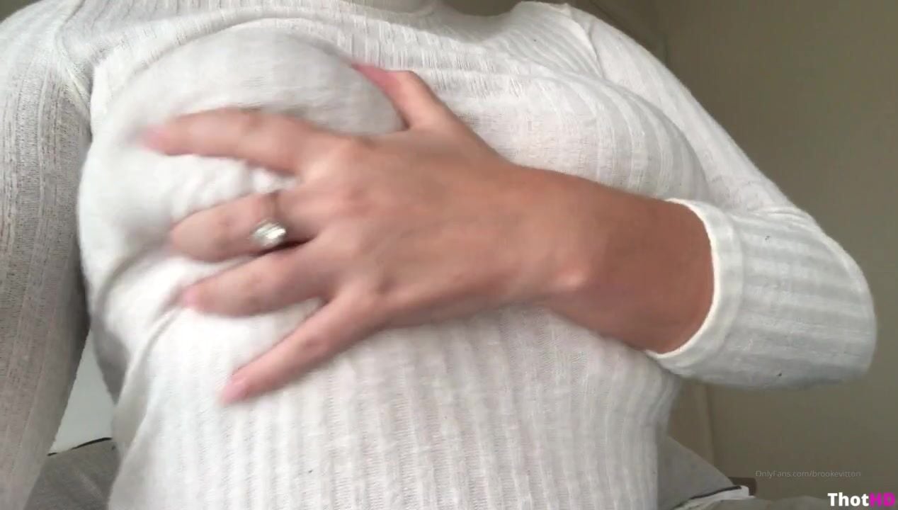 Avalon Hope braless huge tittys ONLY FANS