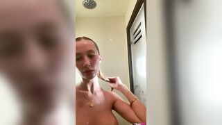 Kaylen Ward Jumbo Boobs In Shower ONLYFANS