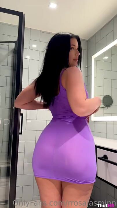 Rrosajasminn ONLYFANS Upskirt Booty In tight Dress