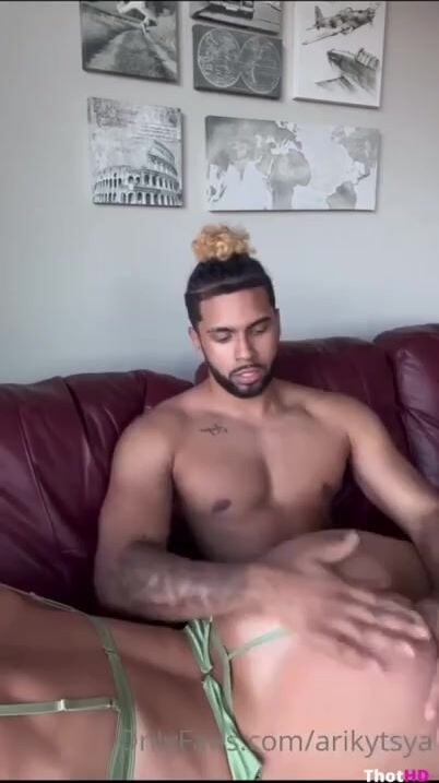Ari kytsya ONLY FANS Butt Clapped