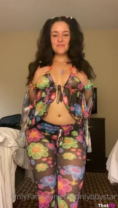 bby star Topless titties ONLY FANS