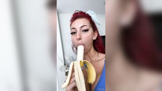 Nalafitness Banana Deepthroat ONLYFANS