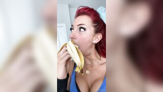 Nalafitness Banana Deepthroat ONLYFANS