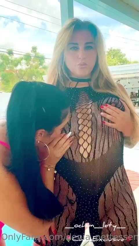 Denia Pettessen aka Oshun lety Lesbian OnlyFans