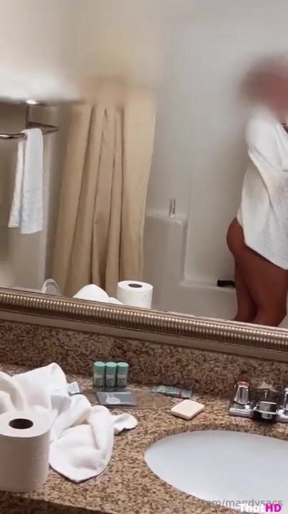 Mandy Sacs Nude Bathroom Selfie only fans HD