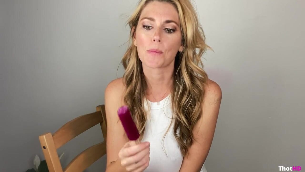 Diora Baird Leak ONLY FANS Video HD 18