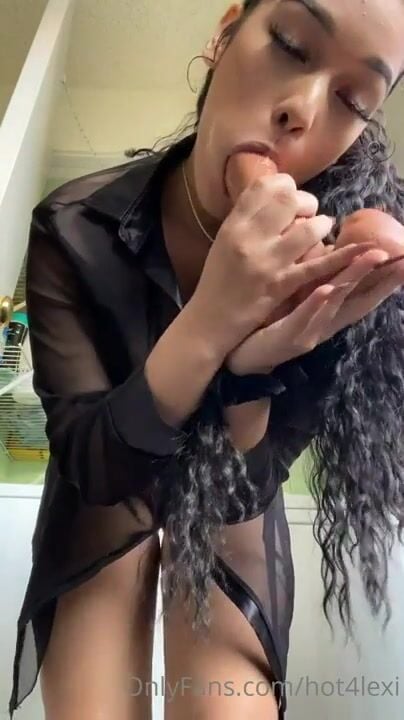 hot4lexi Standing Dildoing Cunt