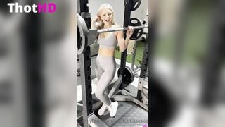 Scarlettkissesxo Personal Trainer Fucking in Gym ONLYFANS Video