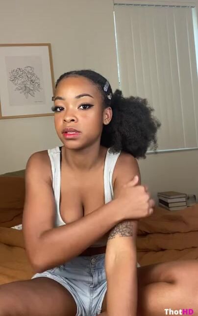 Zuri Bella Rose onlyfans Video HD