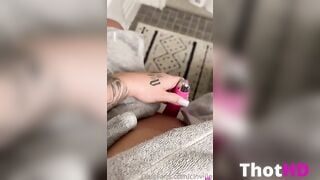Cloviiie Masturbating POV only fans