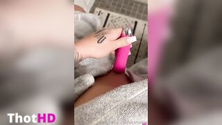 Cloviiie Masturbating POV only fans