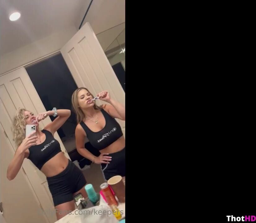 Jennaleexxx 10 Lesbian Orgy ONLYFANS Video