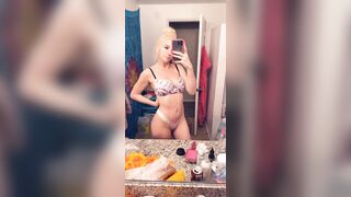 Kendra Sunderland Showing Hot Body ONLYFANS Video