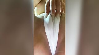 Ely La Bella OnlyFans Video 7