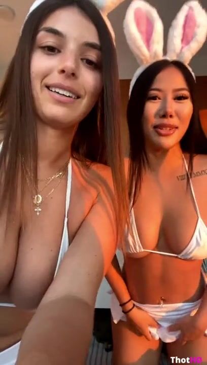 Krissivixi with Syrian_queen Live ONLY FANS