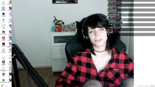 Maki95 Kick Stream (1)