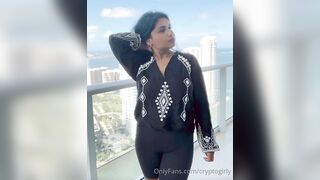 Zara Khan Nude 3