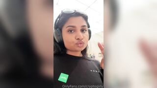 Zara Khan OnlyFans 1