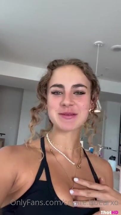 cclaire.bbearxo Big Breast 1