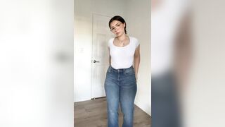 Lilith Cavaliere Video 6