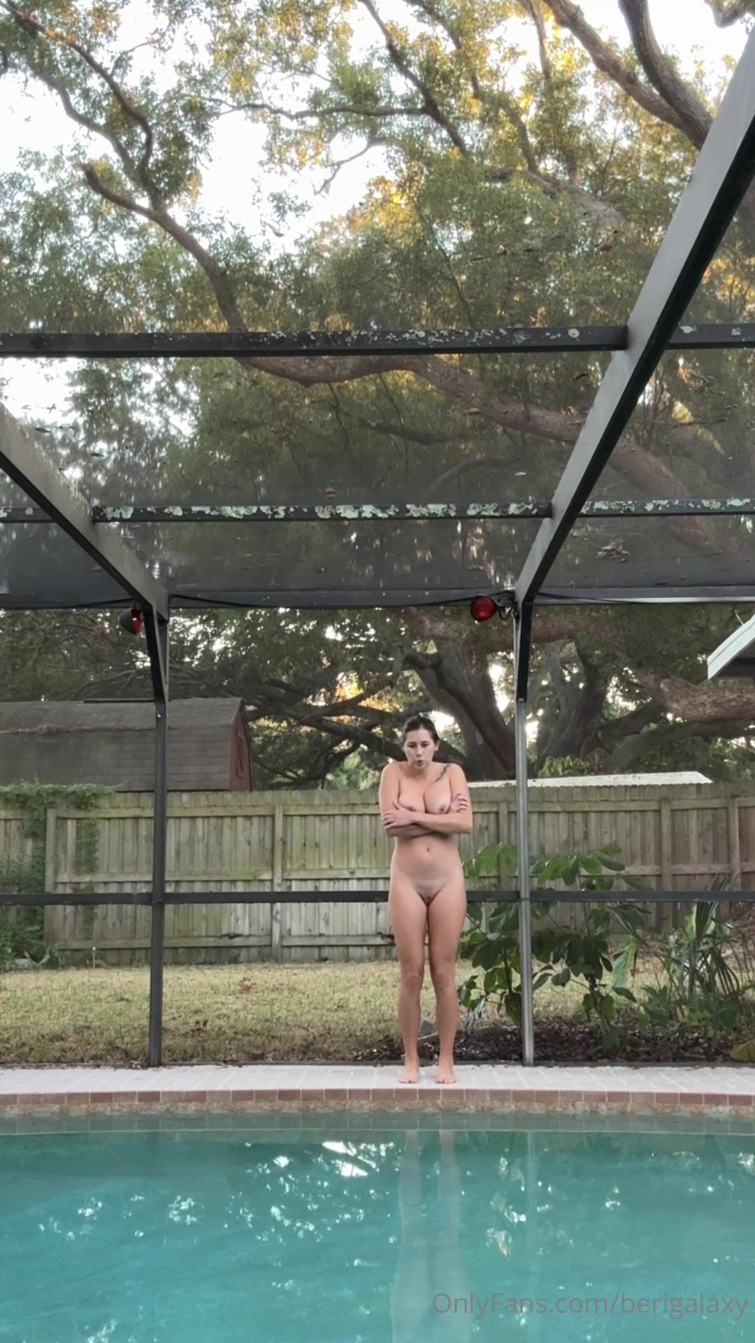 Jerbear Nude Pool