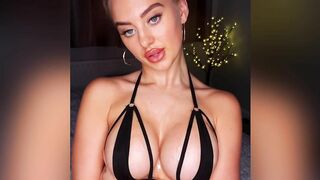 Rhiannon Blue OnlyFans 18