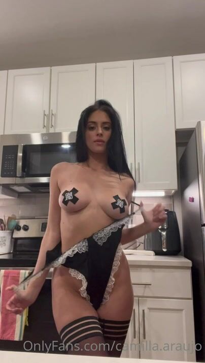Camilla Araujo Stripping Video Showing Massive Titties