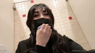 Shunli Mei Public Toilet Flashing Boobs ONLY FANS
