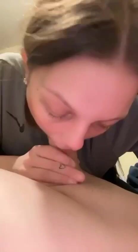 Skye Lily Mae Goddard Deepthroat
