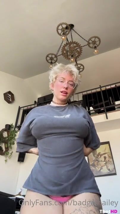 Badgalhailey XXX 2