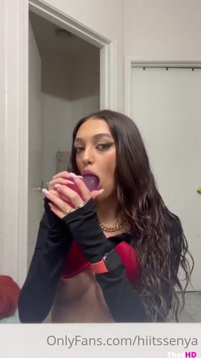 Senyamarin ONLYFANS Toy Suck