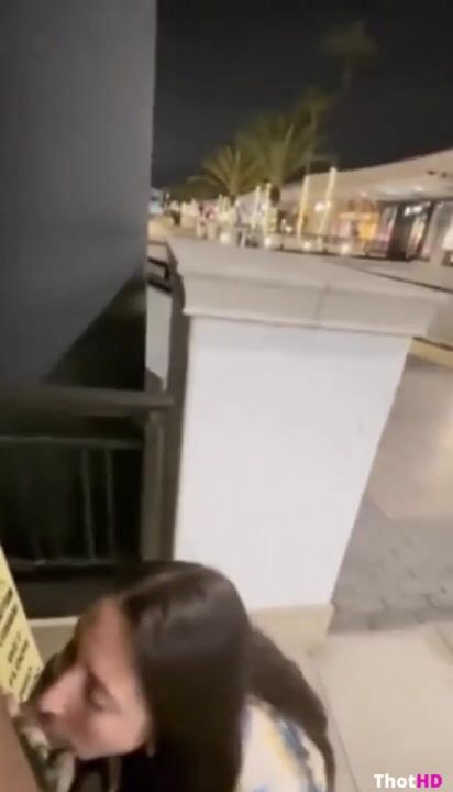 Risky Public Blowjob Busty Whore Splatxo Sucking BIG BLACK COCK In The City Center