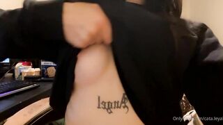 Cata Leyah Flashing Tits OF
