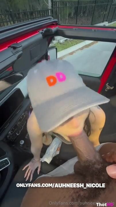 Auhneesh Nicole Dunkin Donuts Sex tape