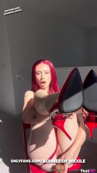 Auhneesh Nicole Solo