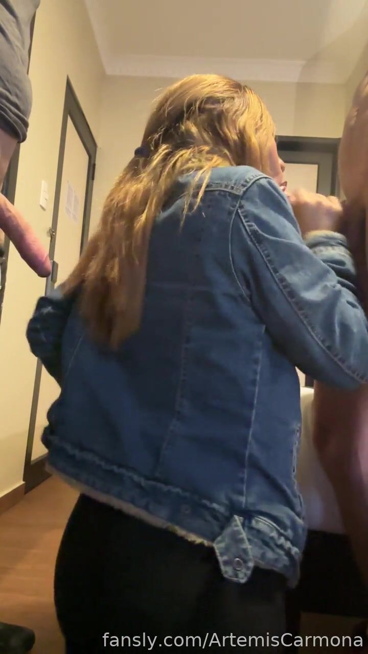 Artemis Carmona double facial after sucking them and walk through a mini mall covered in cum
