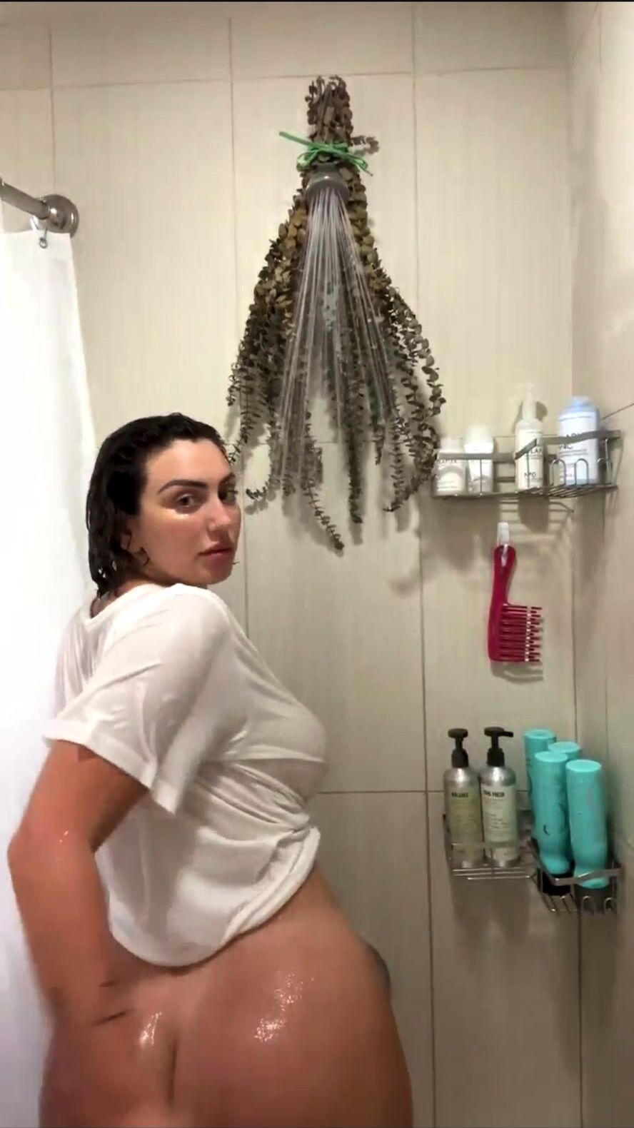 Franncchiii of Showering