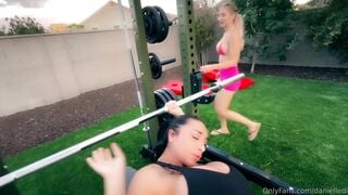 danielledixon22 lesbian pussy licking