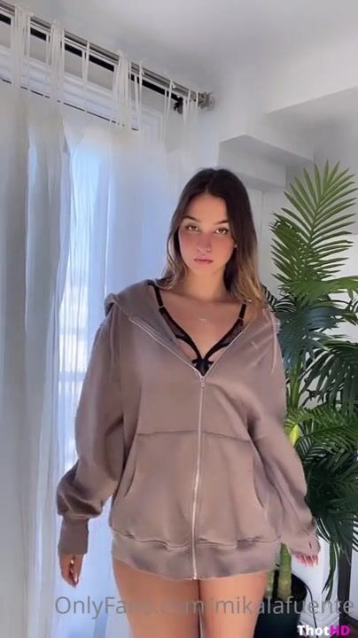 Mika Lafuente NSFW 1