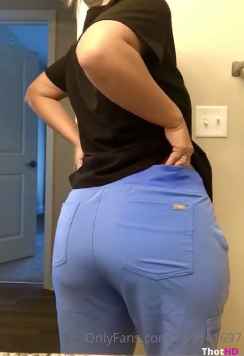 Ashley Rey Showing Her Big Nude Ass onlyfans