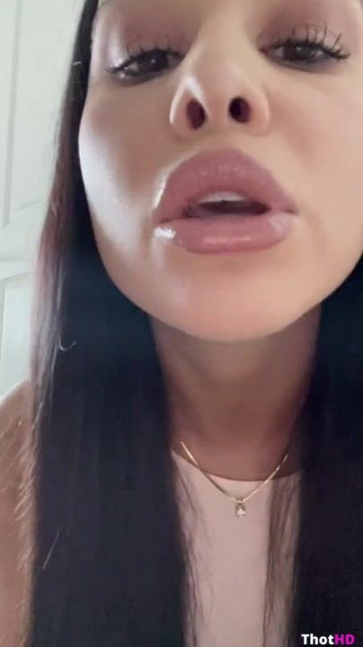Devorah Roloff ONLY FANS Licking Vibrating toy