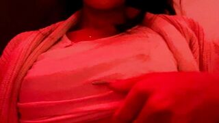 Liilysworld ONLYFANS Flashing Titties Leak